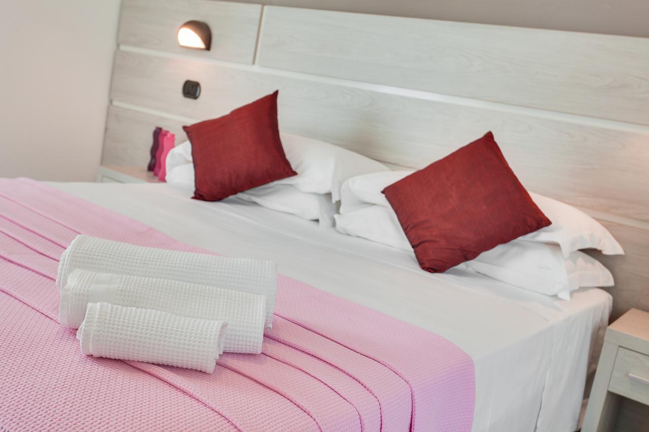 Hotel Joli Cesenatico Ngoại thất bức ảnh